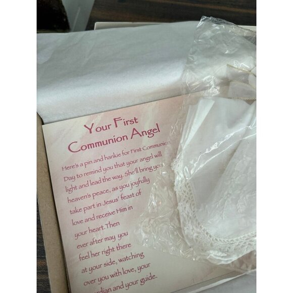 First Communion Angel - Picture 2 of 8